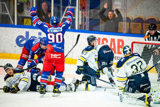 s Simon Önerud, Christoffer Törngren och målvakt Jonas