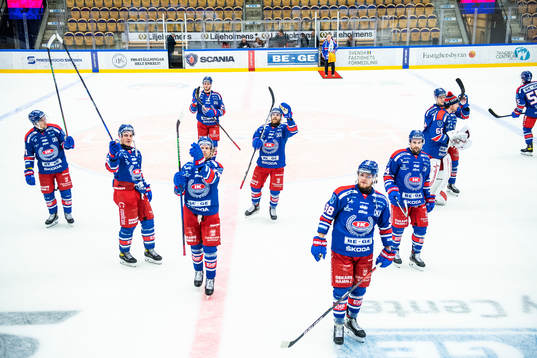 Oskarshamns spelare jublar