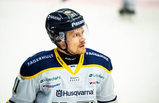 s Simon Önerud