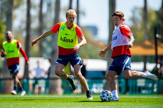 Morten Thorsby and Patrick Berg of the Norwegian national