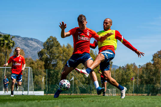 Leo Østigård and Haitam Aleesami of the Norwegian