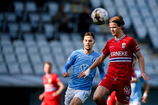 Malmö FFs Veljko Birmancevic och IFK Göteborgs August