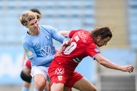 Malmö FFs Sebastian Nanasi och IFK Göteborgs Simon Thern