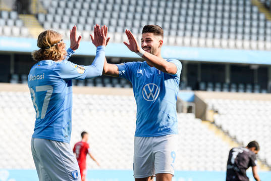 Malmö FFs Sebastian Nanasi och Antonio Colak jublar