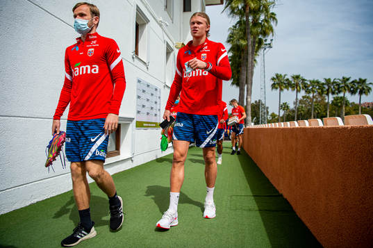 Iver Fossum and Erling Braut Haaland of the Norwegian