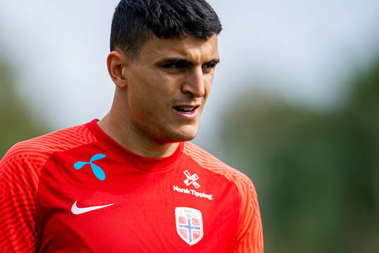 Mohamed «Moi» Elyounoussi of the Norwegian national