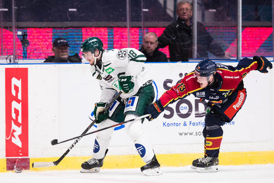 Färjestads Jakob Forsbacka Karlsson och Djurgårdens Kalle