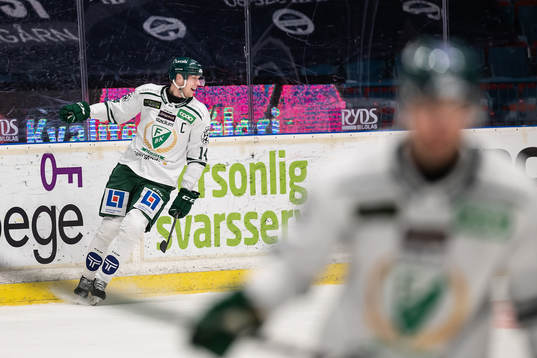 Färjestads Victor Ejdsell jublar