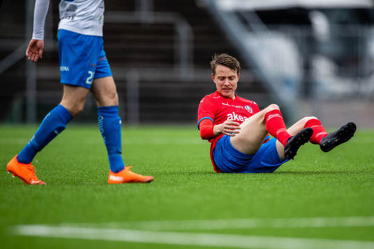 Helsingborgs Viktor Lundberg har ont