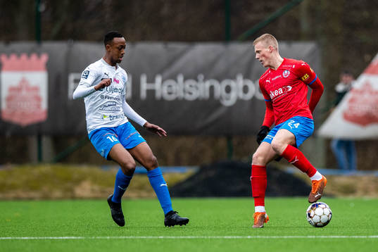 Värnamos Isse Ismail och Helsingborgs Emil Hellman