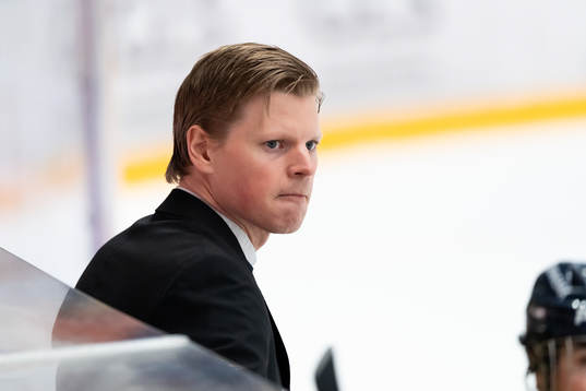 s assisterande tränare Patrik Andersson