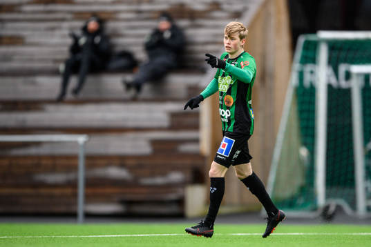 Varbergs Gustav Nordh jublar