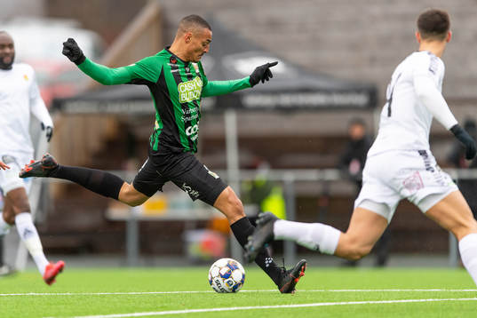 Varbergs Simon Karlsson Adjei