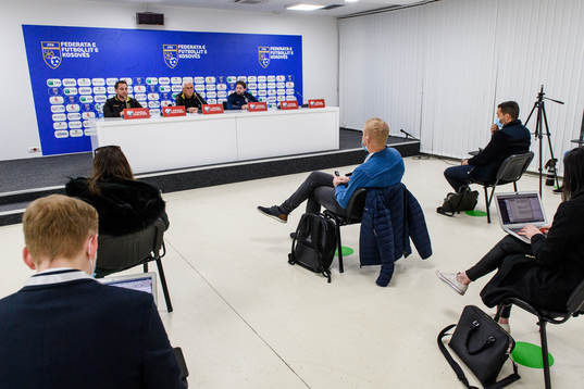 Bernard Challandes, head coach and Arber Zeneli of the