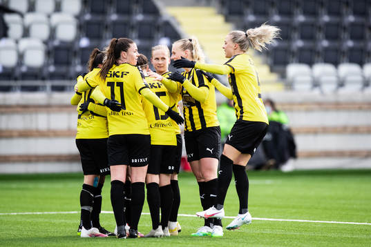 Häckens Filippa Angeldahl jublar