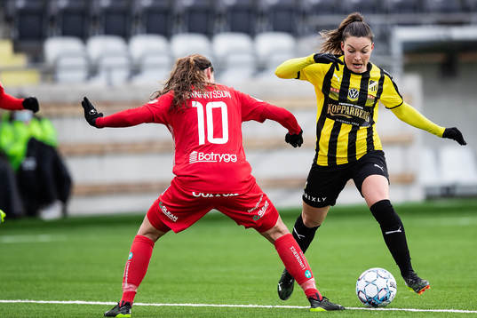 Linköpings Emma Lennartsson och Häckens Johanna Rytting