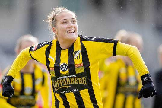 Häckens Filippa Angeldahl jublar
