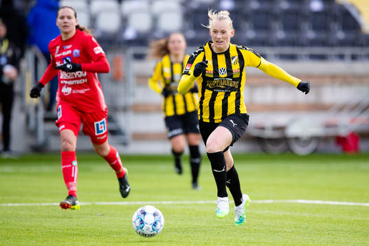 Häckens Stina Blackstenius