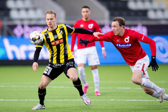 Häckens Gustav Berggren och Degerfors Adam Carlén