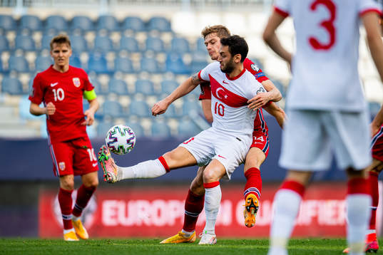 Hakan Çalhanoglu of Turkey and Julian Ryerson of Norway