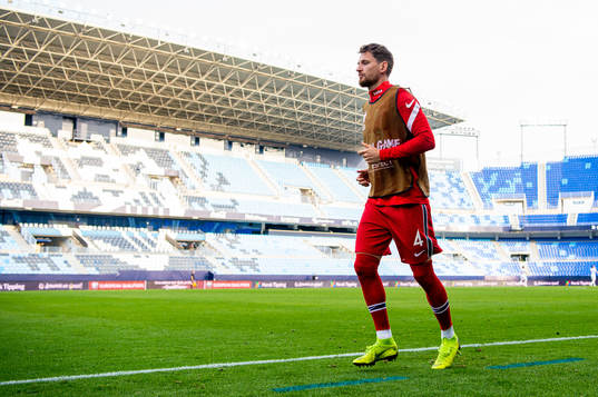 Stefan Strandberg of Norway warms up