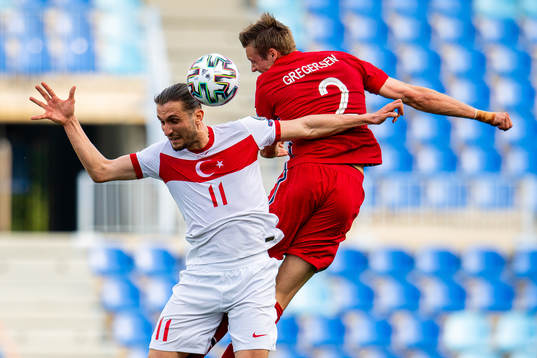 Yusuf Yazici of Turkey and Stian Gregersen of Norway