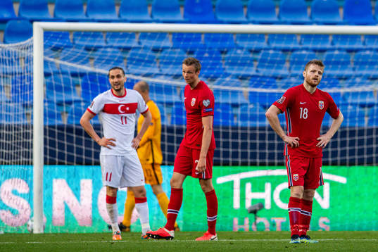 Stian Gregersen and Fredrik Midtsjø of Norway look dejected