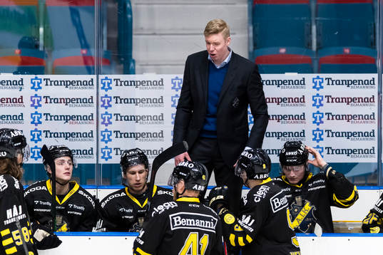 s tränare Anton Blomqvist