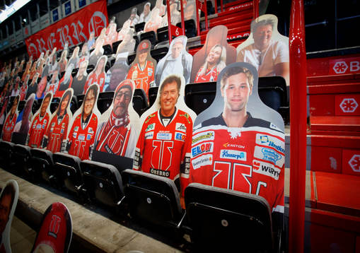 Pappersfigur föreställande Örebros Henrik Löwdahl