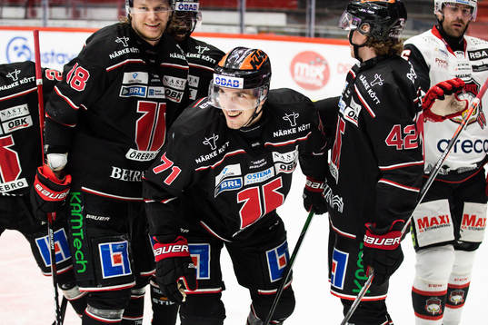 Örebros Borna Rendulic jublar