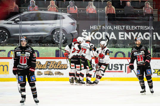 Örebros Emil Larsson deppar