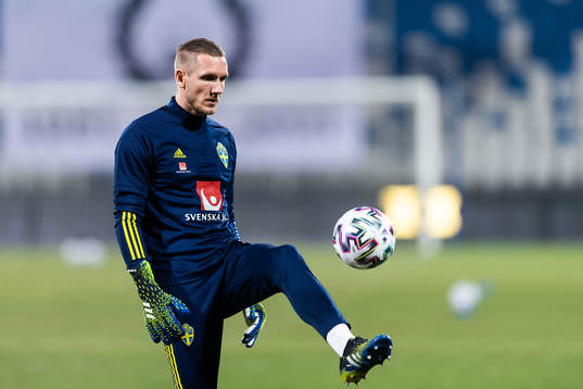 goalkeeper Robin Olsen of Sweden