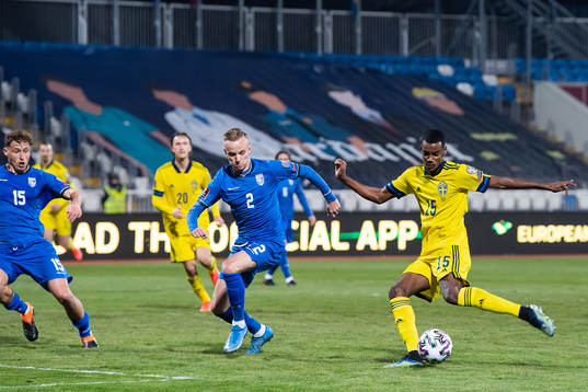 Alexander Isak of Sweden scores 0-2