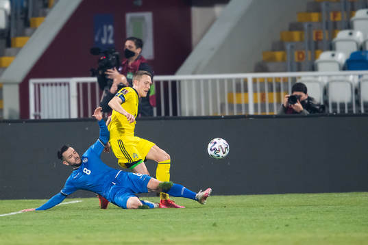 Besar Halimi of Kosovo and Ludwig Augustinsson of Sweden