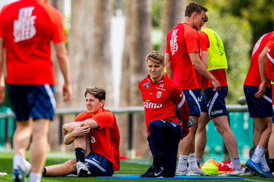 Sander Berge and Martin Ødegaard of the Norwegian national