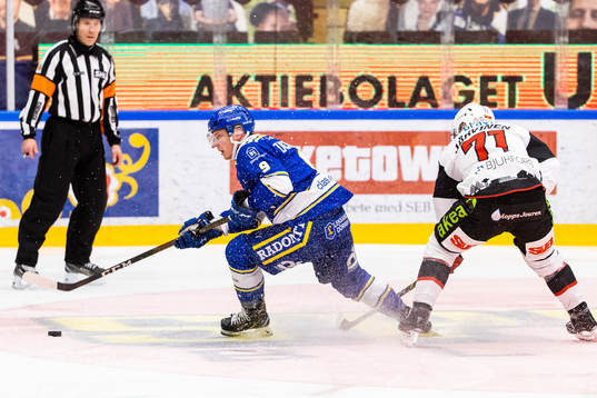Leksands Patrik Zackrisson  och Malmö Redhawks Jan-Mikael