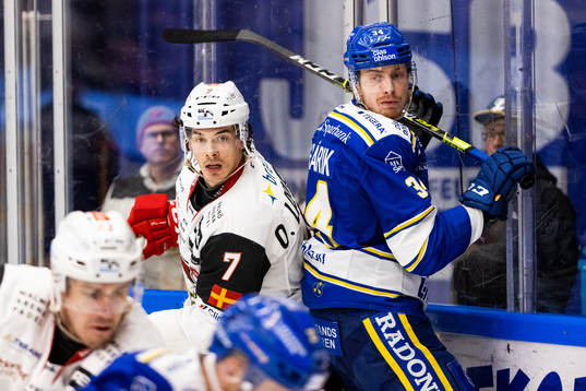 Malmö Redhawks Oliver Lauridsen och Leksands Peter Cehlarik
