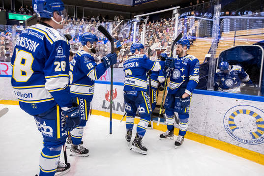 Leksands spelarna jublar