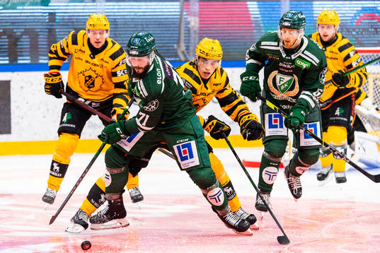 Färjestads Jesse Virtanen och Skellefteås Adam Wilsby