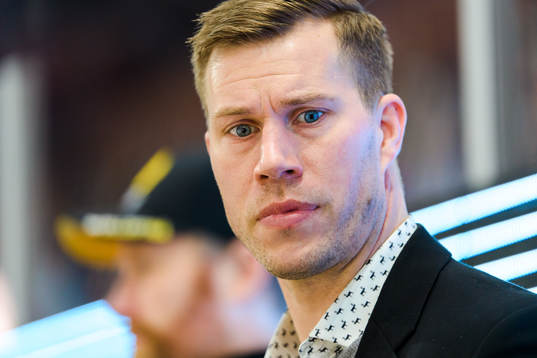 Skellefteås assisterande Andreas Falk