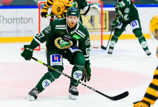Färjestads Pontus Widerström täcker skott
