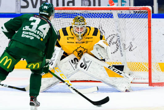 Skellefteås målvakt Gustaf Lindvall