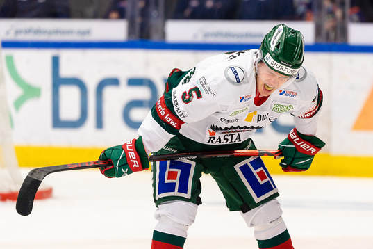Frölundas Filip Johansson grimaserar