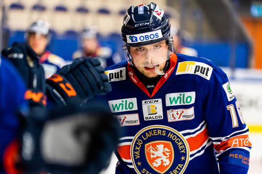 Växjös Brendan Gaunce  jublar