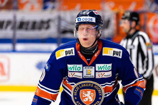 Växjös Richard Gynge grimaserar
