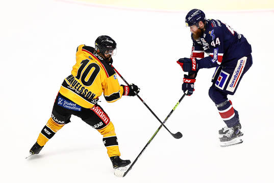 Luleås Einar Emanuelsson och Linköpings Jonas Junland