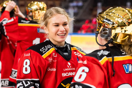 Luleås Ebba Berglund jublar