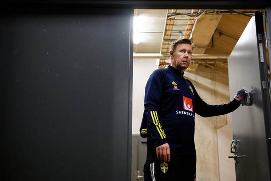 Assistant coach Peter Wettergren of the Swedish national