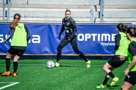 Bläddra bland fler bilder av Fotboll, Champions League, FC Rosengård, Träning 