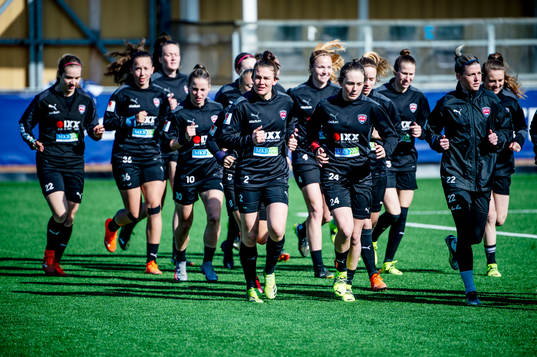 Rosengårds Katrine Veje, Matilda Eriksson Kristell och